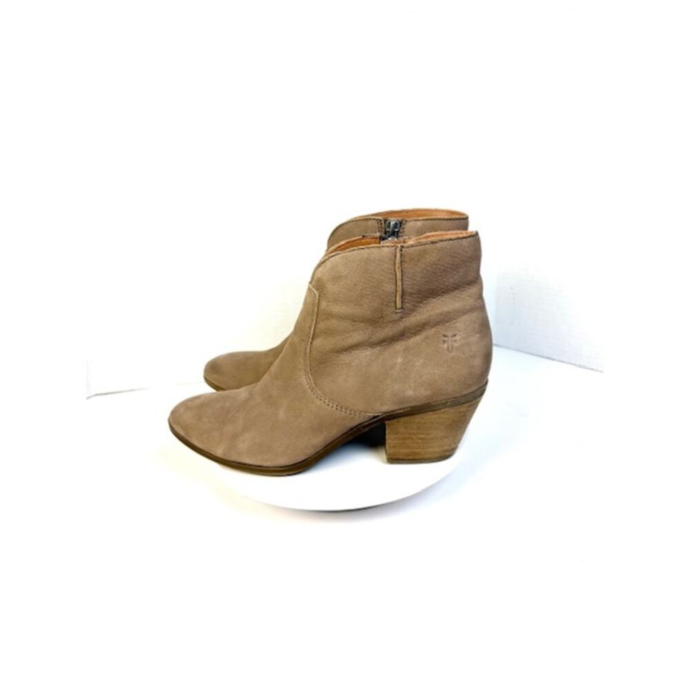 Frye Jennifer Ankle Boots Womens 6.5 Taupe‎ Gray Suede Leather Side Zip Booties